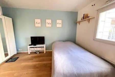 Bleuzen - Ci - Parisian Cosy